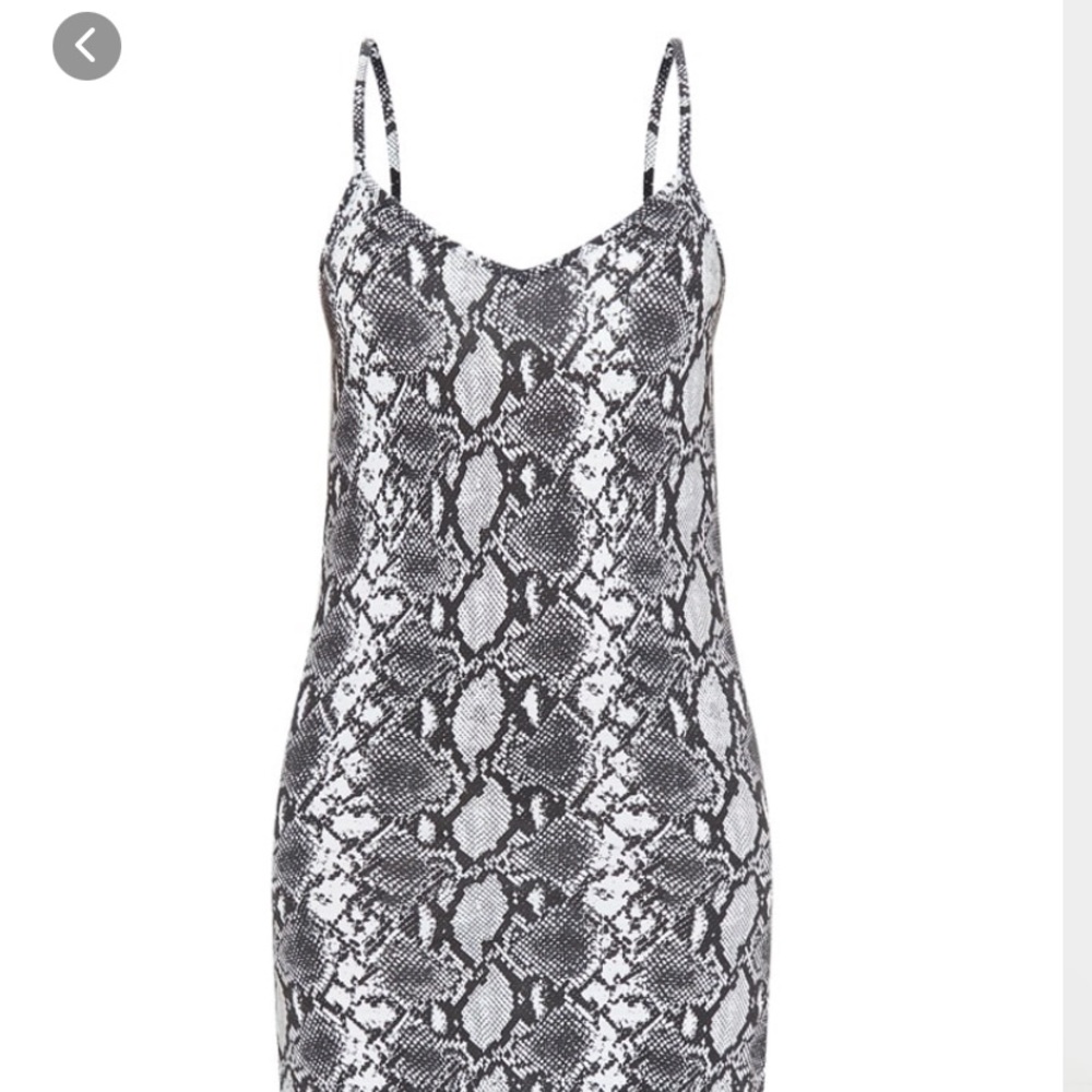 Monochrome snake print split midi dress